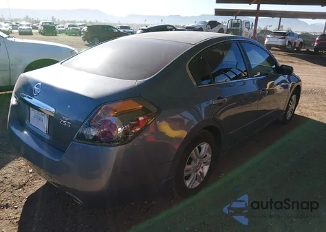2011 Nissan Altima 2.5 S z USA, uszkodzony, nr VIN 1N4AL2AP9BN447635
